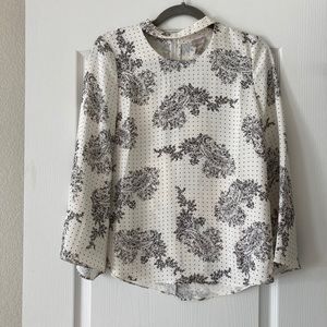 B&W blouse with neck detail. Chico’s. 00